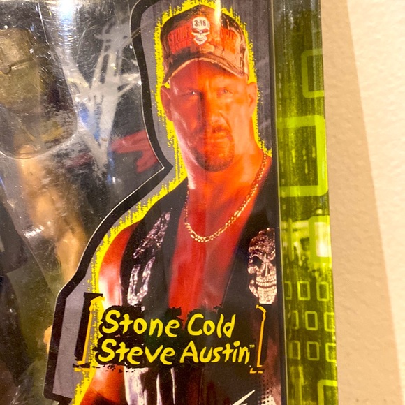 Wrestlemania  World Wrestling Federation 2000 Stone Cold Steve Austin Figure NIP - Picture 3 of 10